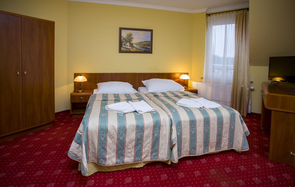 Hotel Morze Ustka Exterior photo