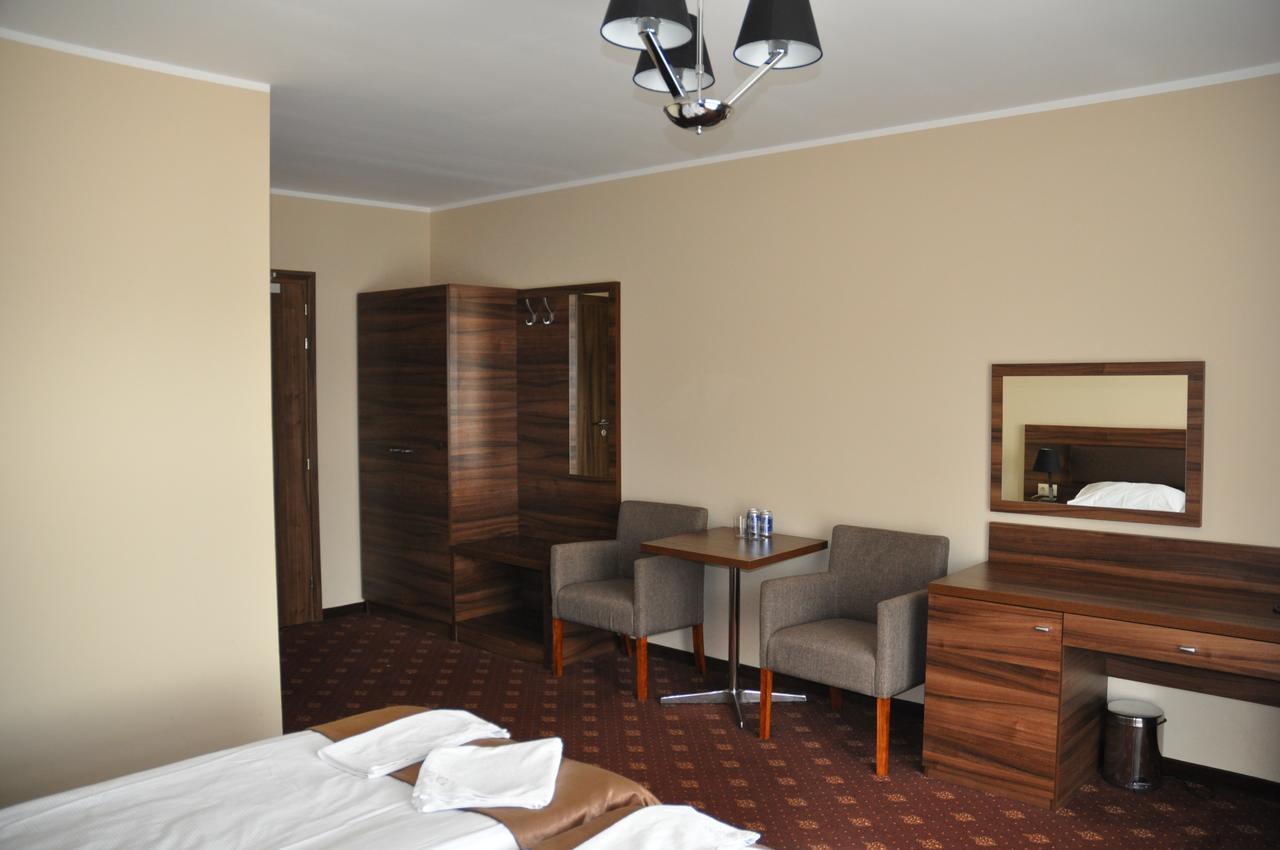 Hotel Morze Ustka Exterior photo